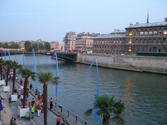  tombée de la nuit sur Paris-Plage